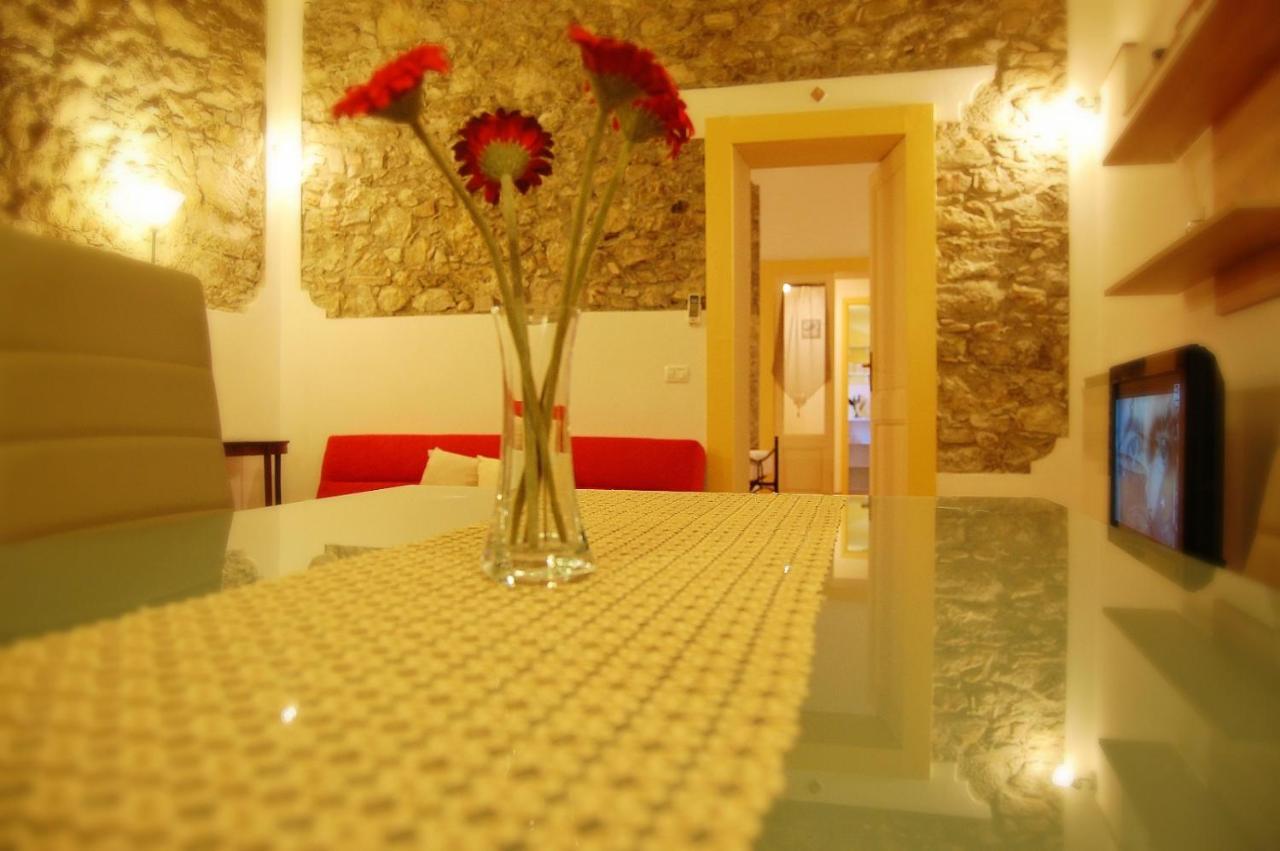 Incantevole E Storico Appartamento In Pieno Centro Taormina Exterior foto
